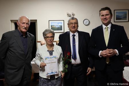 Slavnostna podelitev priznanj in cvetja diamantnim in zlatim parom  (16)